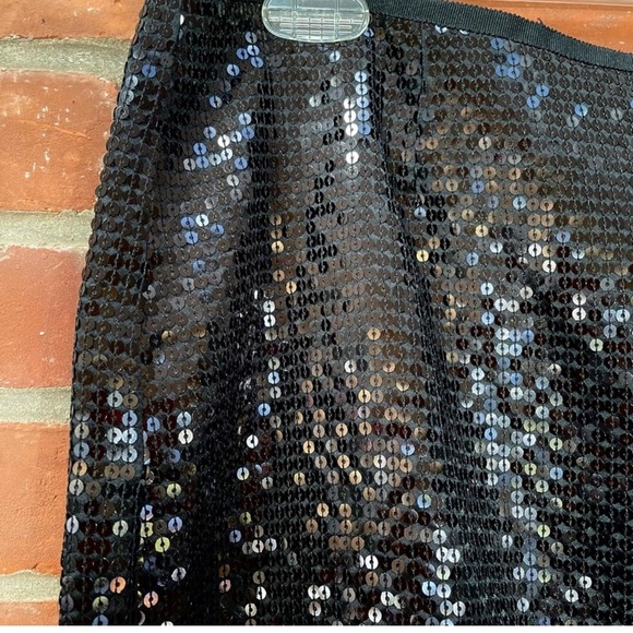 NWT Ann Taylor Black Sequin Skirt, size 10 - Picture 3 of 4